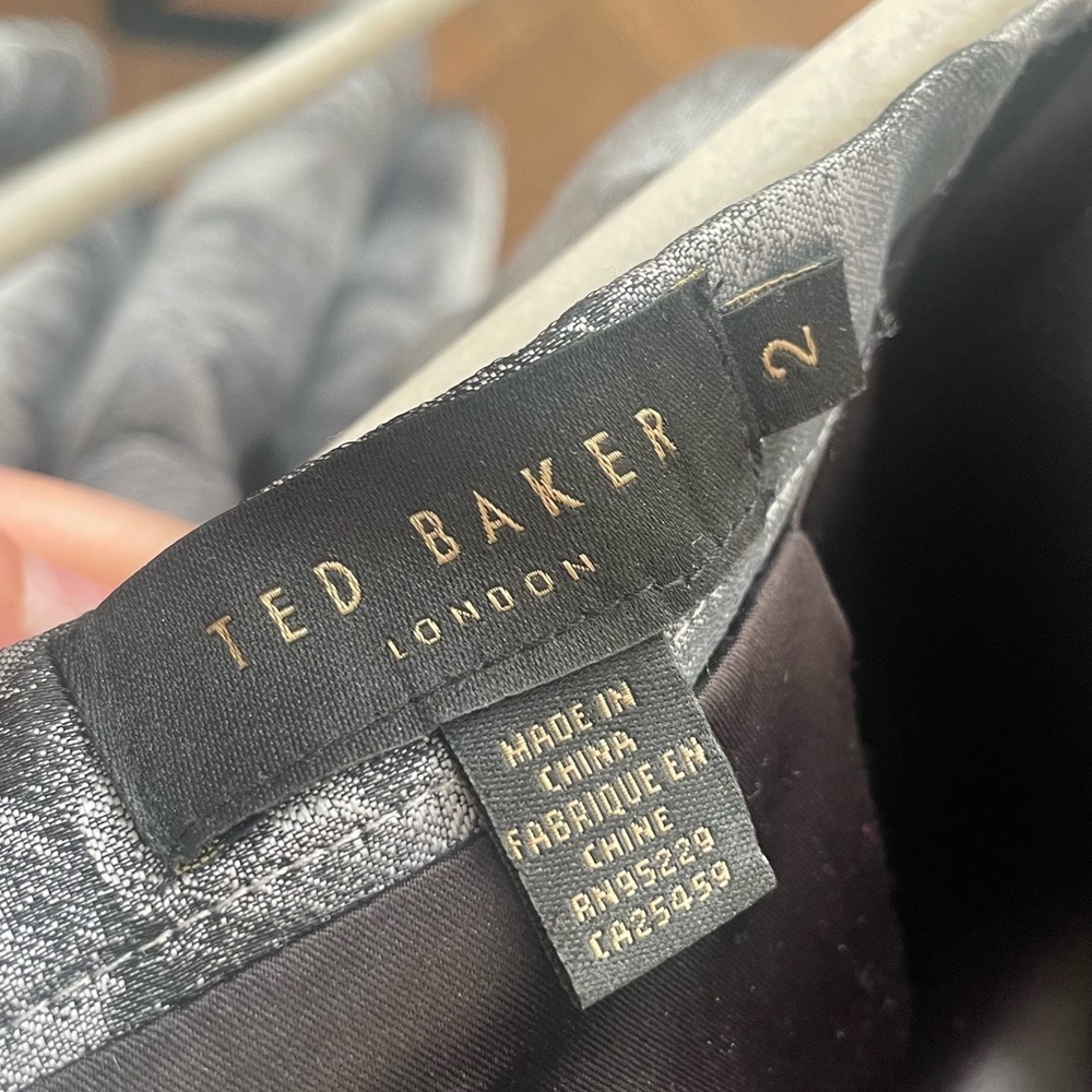 Ted Baker Charcoal Silver Floral A-Line Skirt - Picture 4 of 5